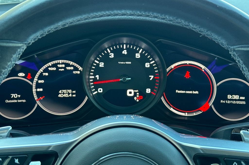 Used 2021 Porsche Cayenne Coupe image 31