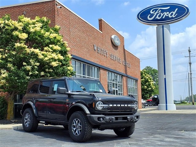New 2025 Ford Bronco Badlands image 1