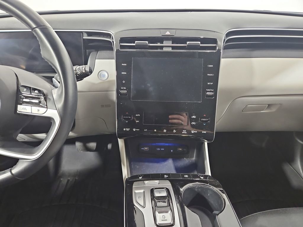 Certified 2022 Hyundai Tucson SEL AWD/4WD image 18