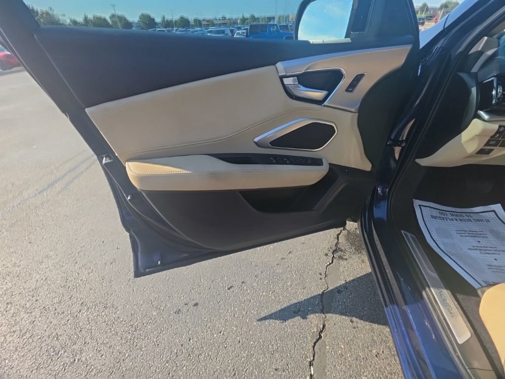 Used 2024 Acura RDX SH-AWD image 12