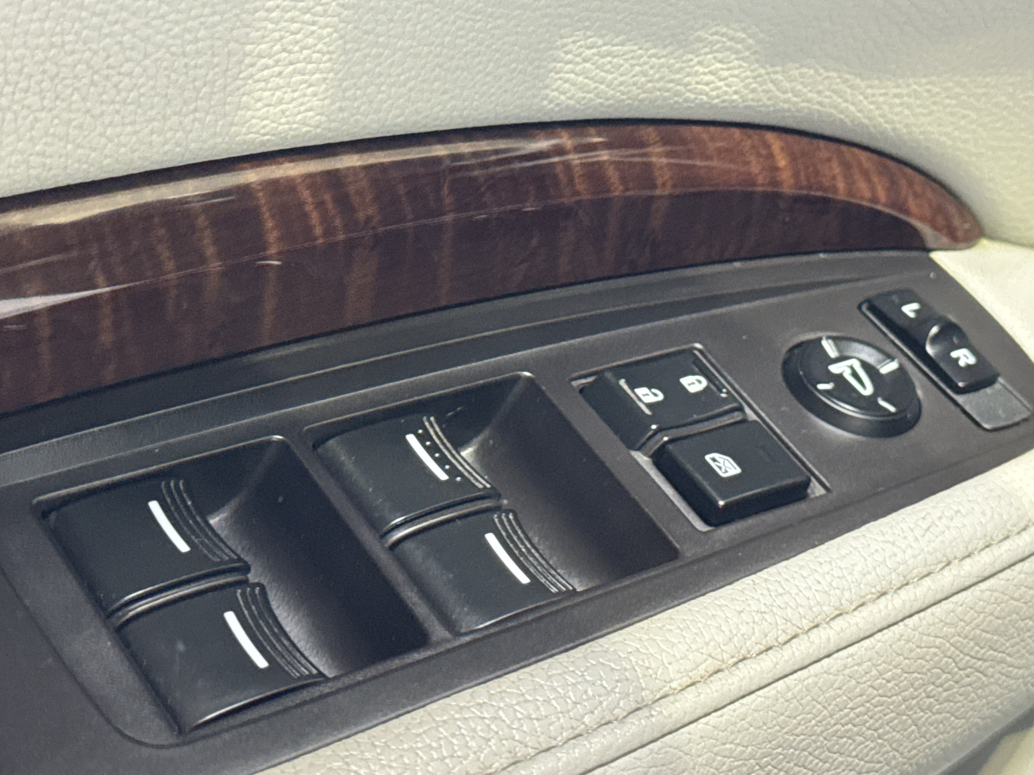 Used 2020 Acura MDX FWD image 35