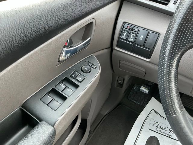 Used 2015 Honda Odyssey EX image 23