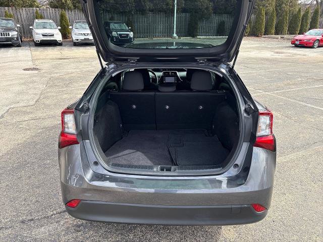 Used 2022 Toyota Prius L Eco image 23