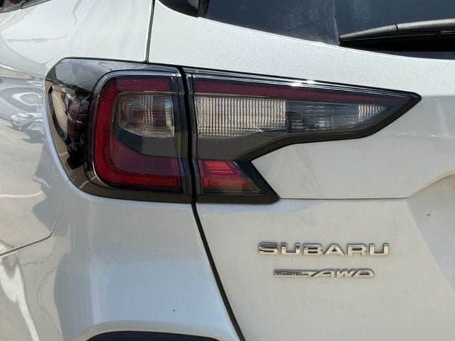 Used 2022 Subaru Outback Touring XT AWD/4WD image 6