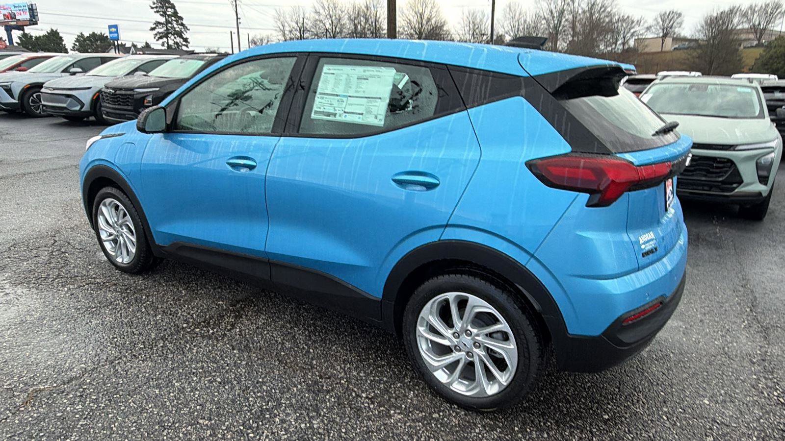 New 2027 Chevrolet Bolt LT w/ Comfort Package FWD image 7