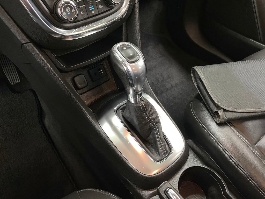 Used 2016 Buick Encore Leather w/ Experience Buick Package image 31