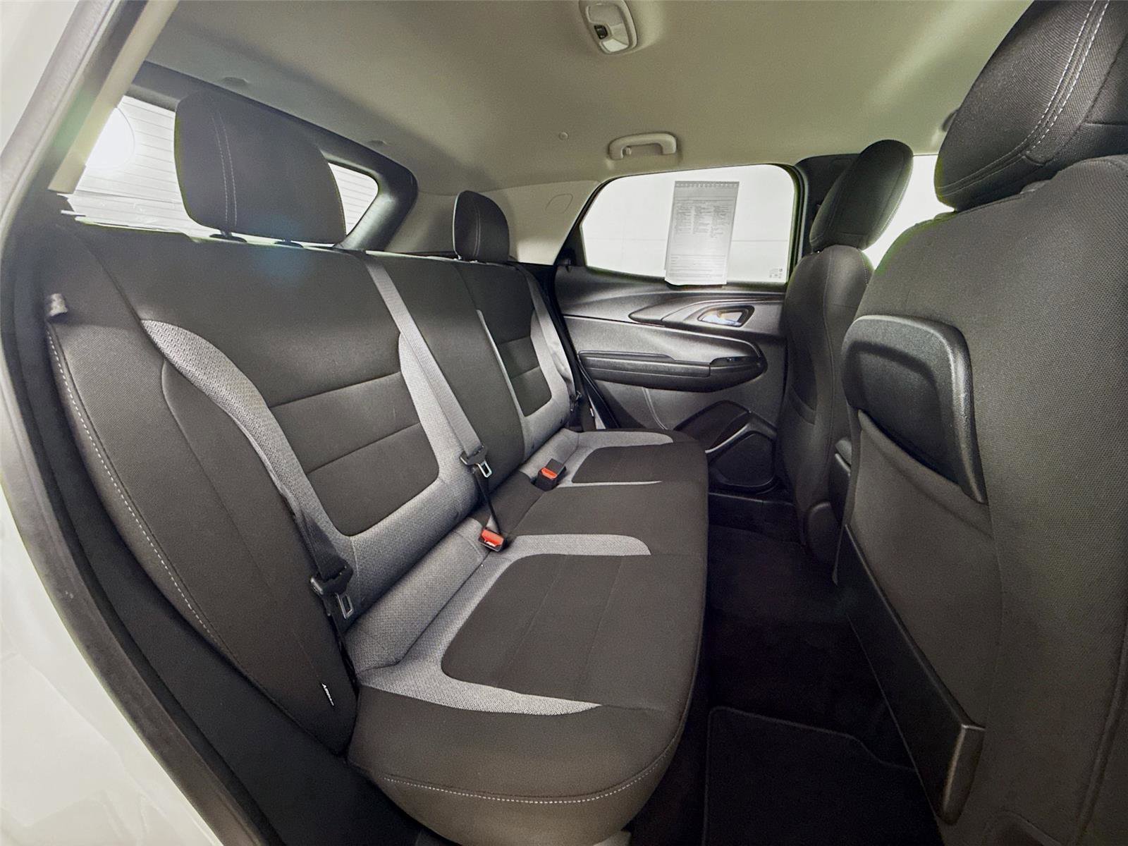 Used 2023 Chevrolet TrailBlazer LT w/ Convenience Package image 25