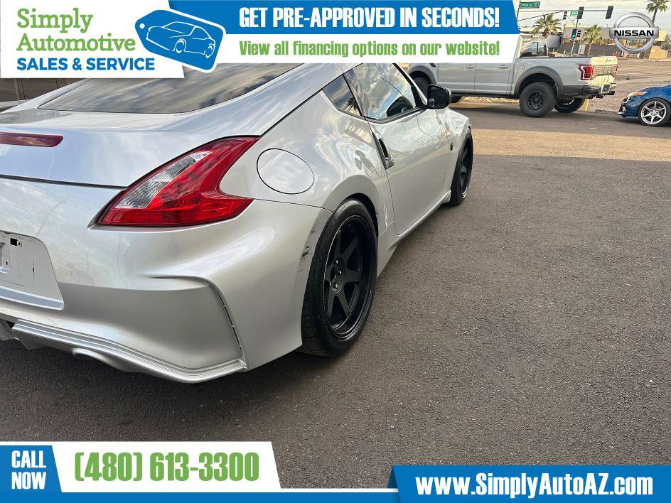 Used 2014 Nissan 370Z Touring w/ Aerodynamics Package image 11