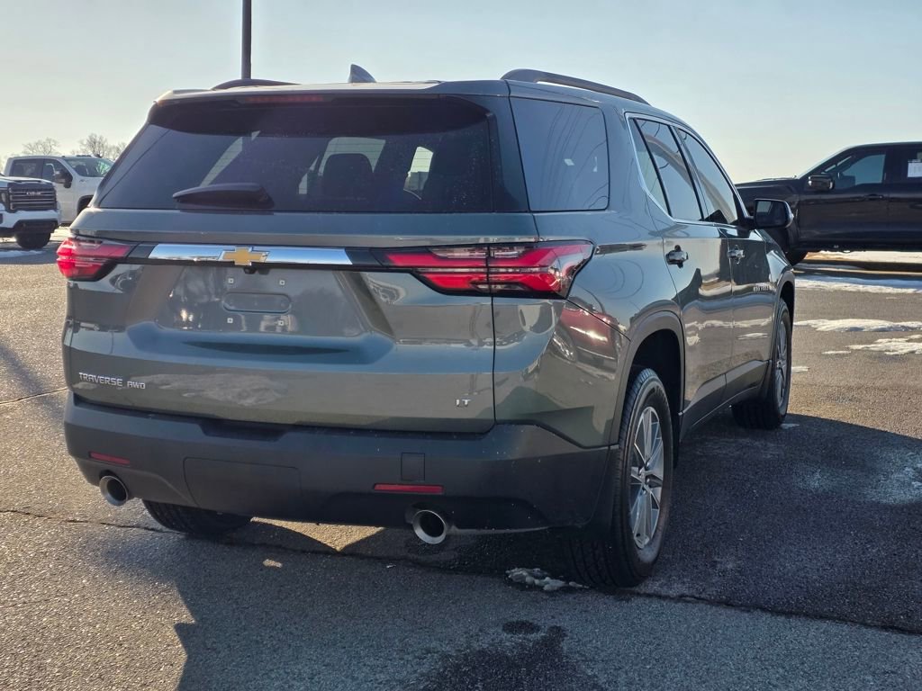 Used 2023 Chevrolet Traverse LT w/ LPO, Floor Liner Package image 8