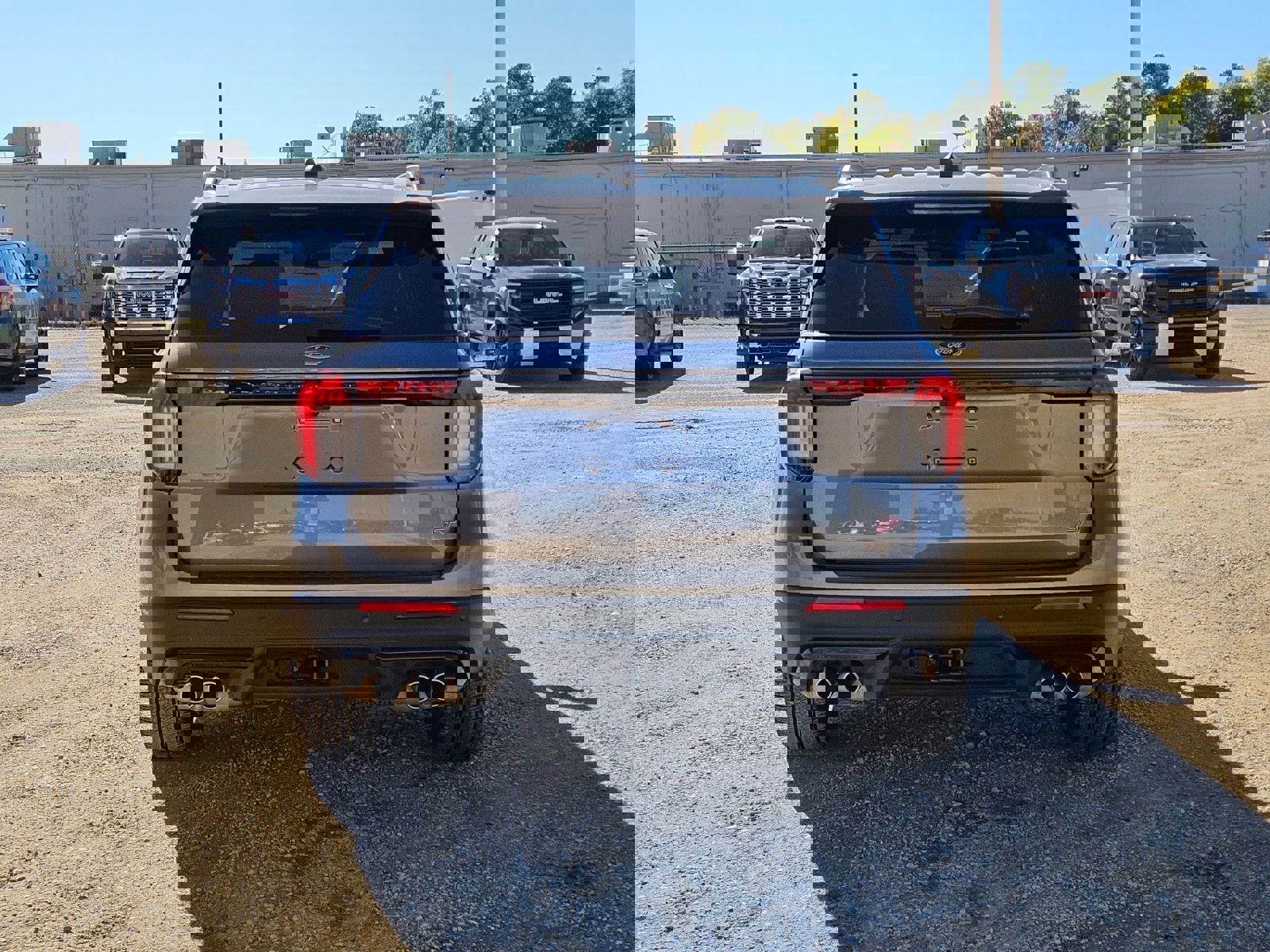 Used 2025 Ford Explorer ST w/ Sun And Sound Package image 5