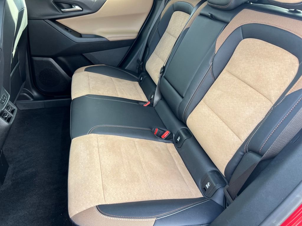 Used 2025 Chevrolet Equinox ACTIV w/ Safety and Technology Package image 13