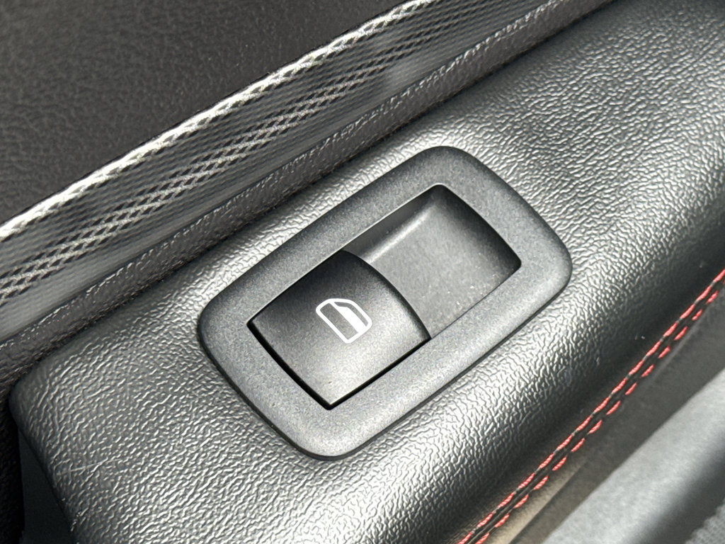 Used 2025 Dodge Durango GT AWD/4WD image 31