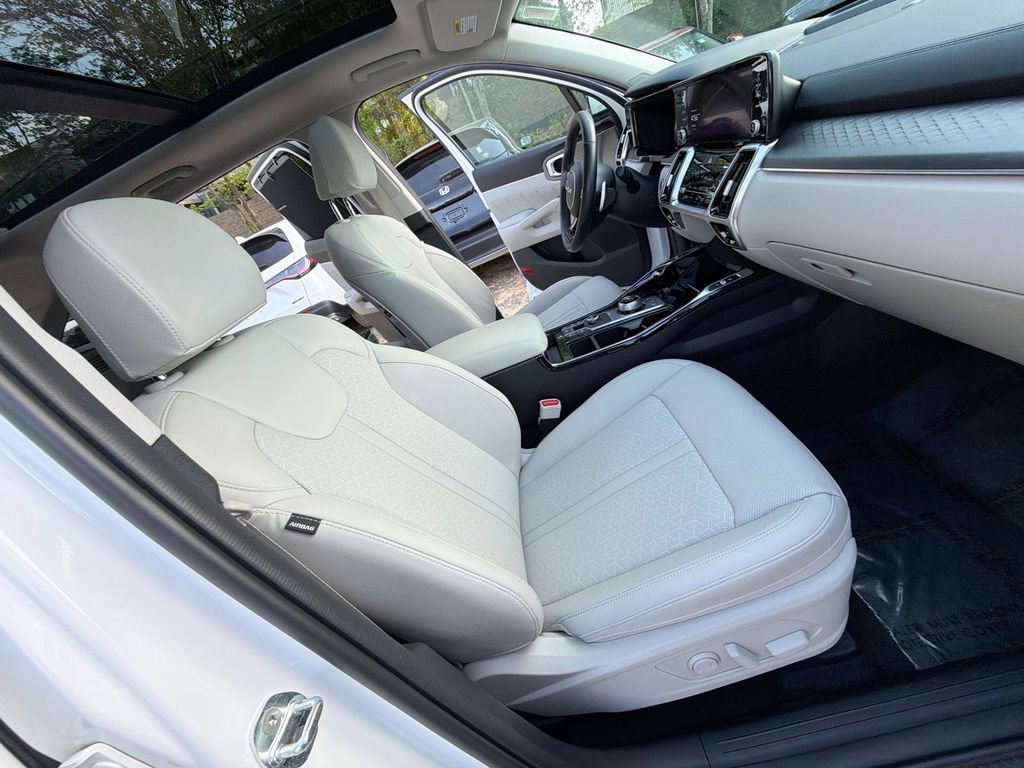 Used 2023 Kia Sorento SX Prestige w/ Panoramic Sunroof Package AWD/4WD image 27