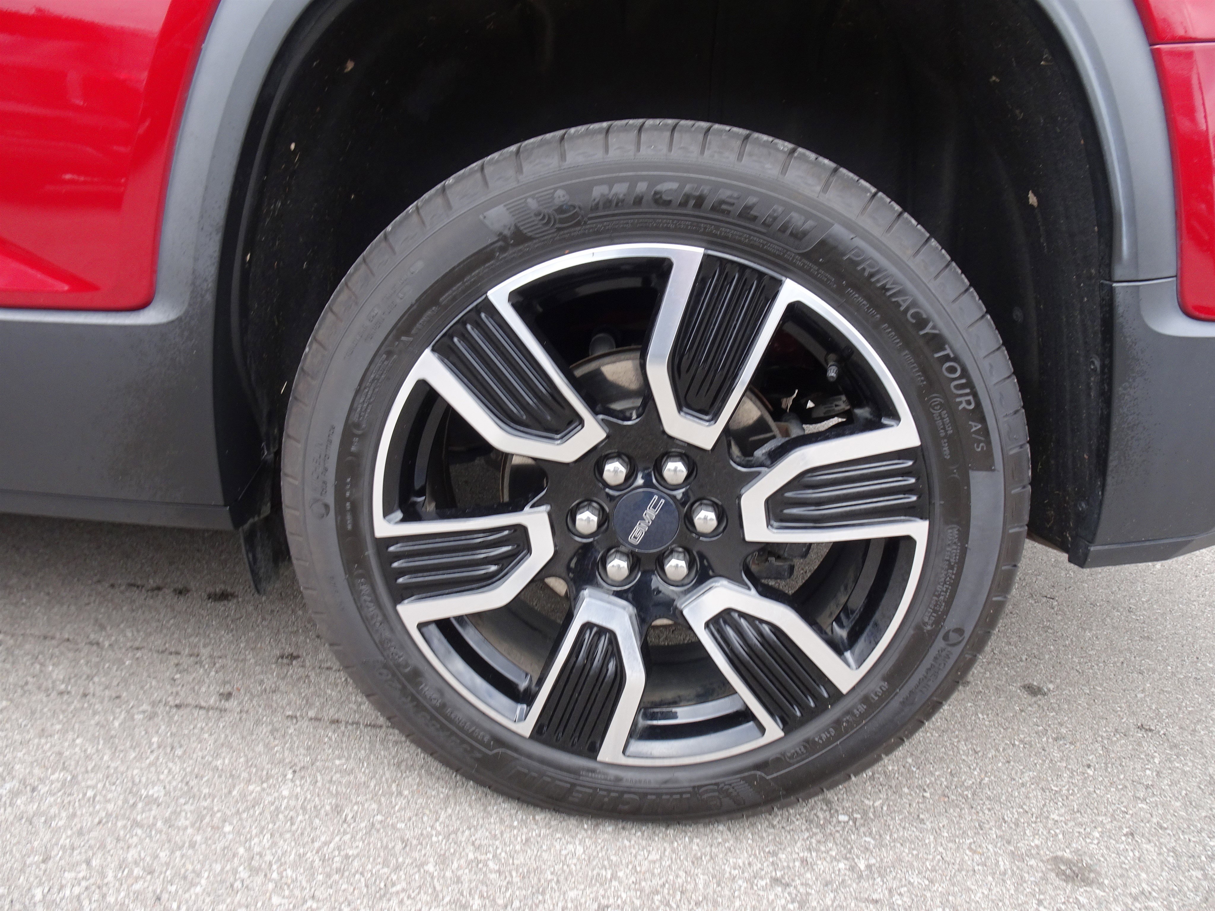 Used 2019 GMC Acadia SLT w/ Black Edition image 26