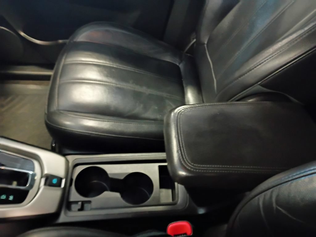 Used 2014 Chevrolet Captiva Sport LT w/ Convenience Package FWD image 25