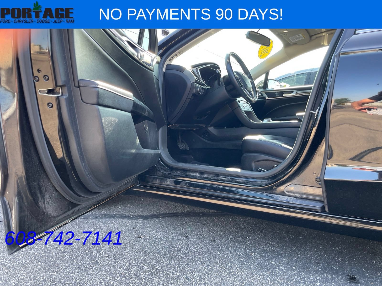 Used 2017 Ford Fusion Energi SE FWD image 8