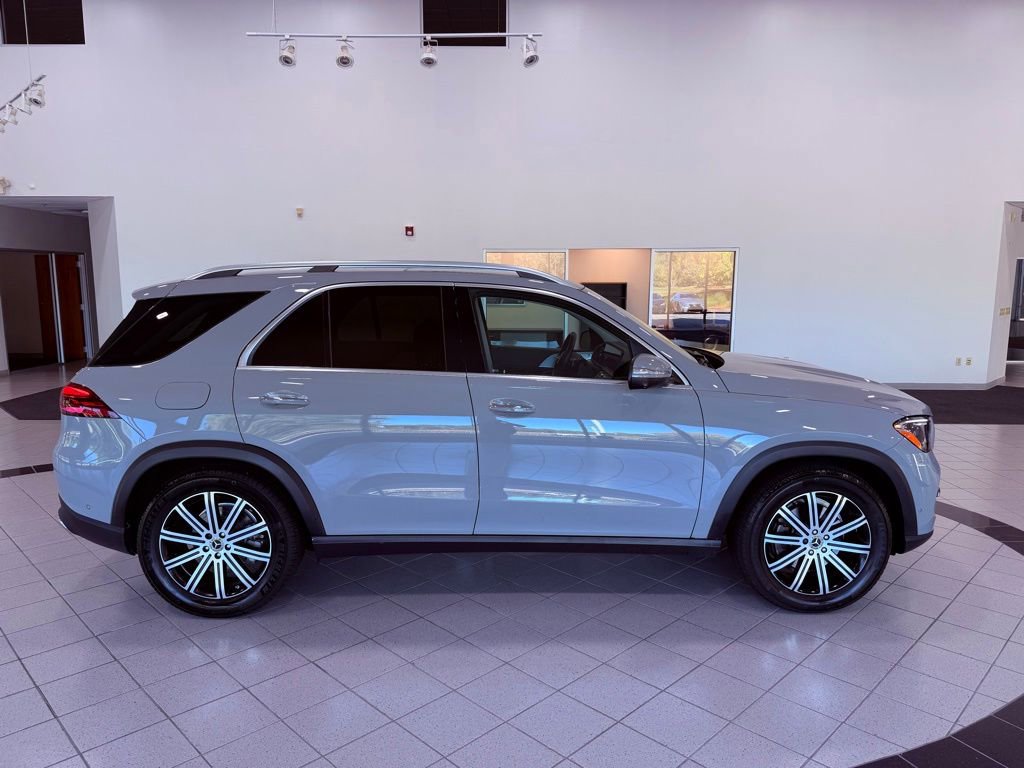 Used 2024 Mercedes-Benz GLE 350 4MATIC w/ Winter Package image 14