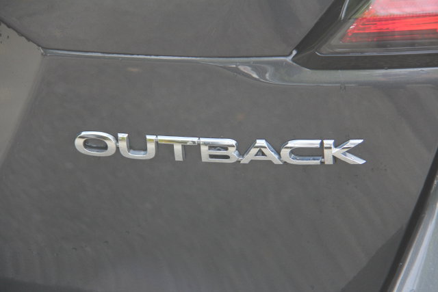 Used 2024 Subaru Outback Limited AWD/4WD image 10