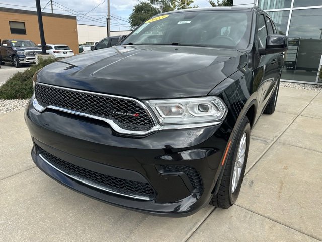 Used 2023 Dodge Durango SXT image 2