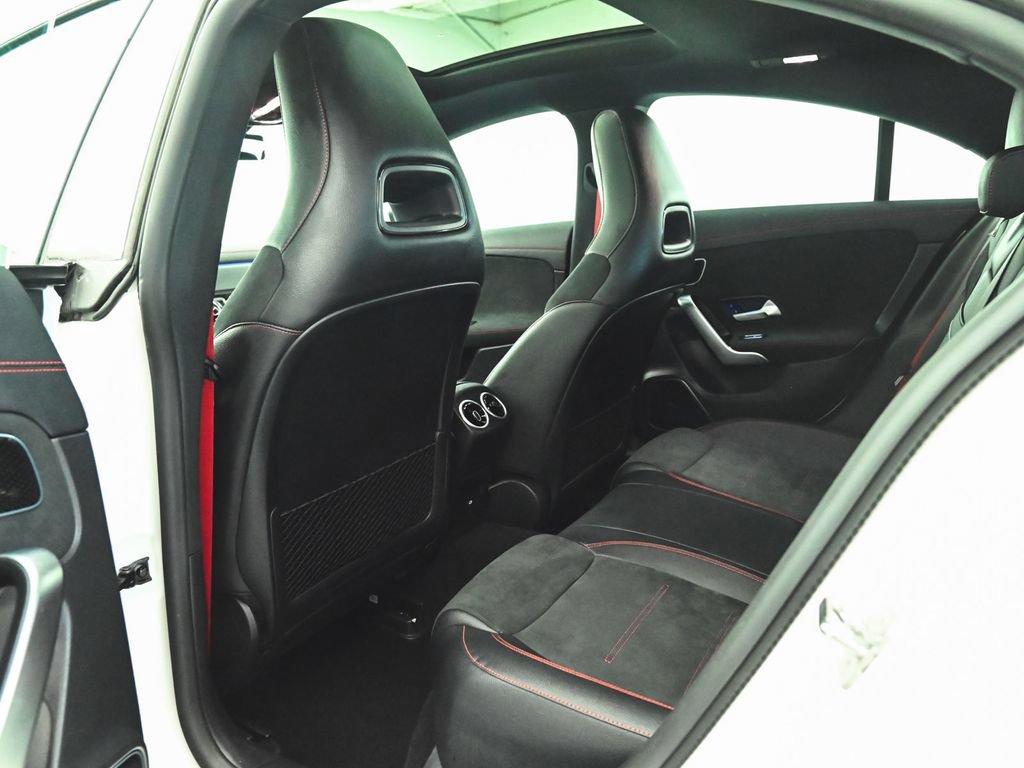 Used 2025 Mercedes-Benz CLA 45 AMG 4MATIC image 34