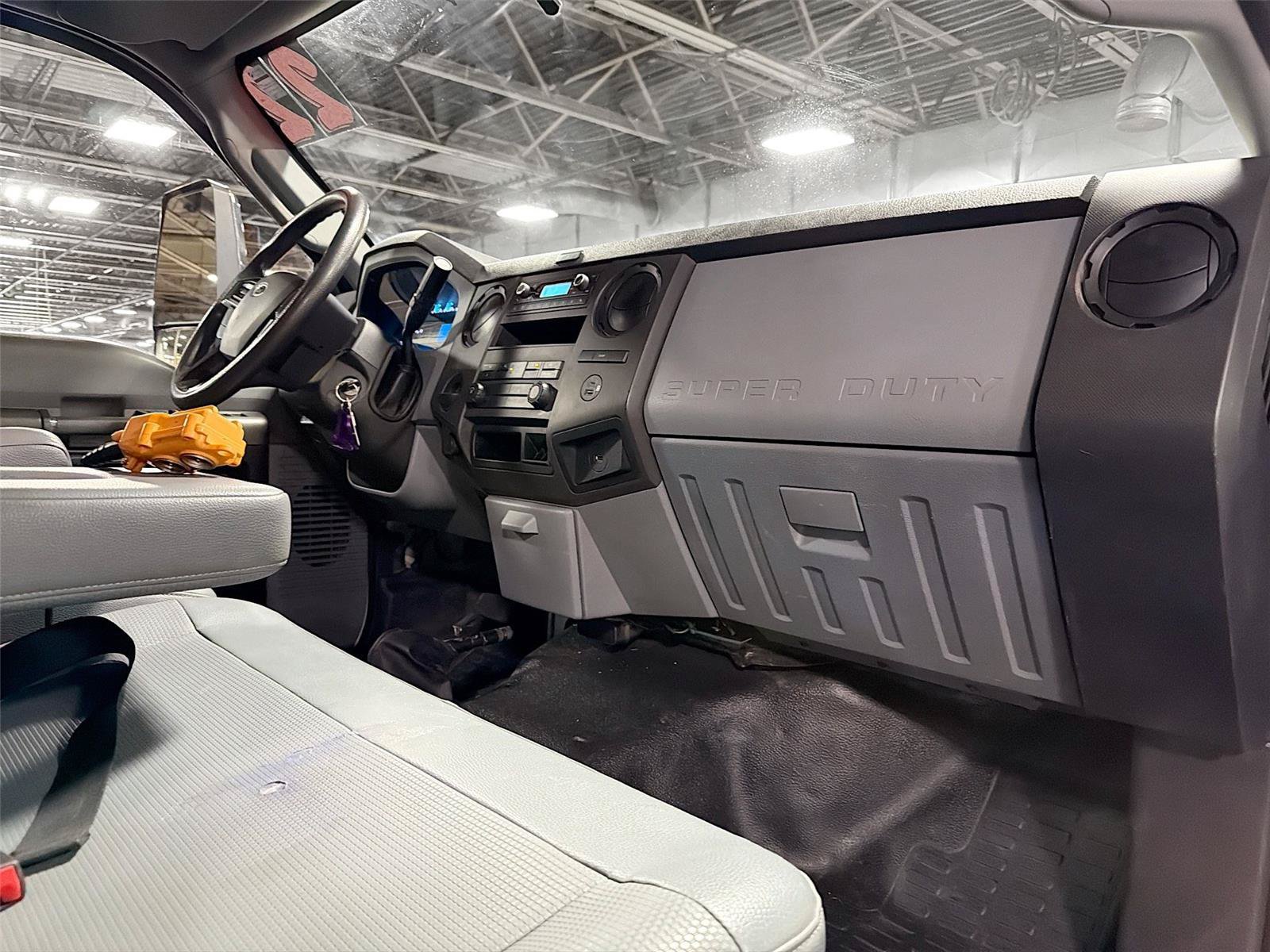 Used 2022 Ford F650 2WD Regular Cab Super Duty image 26