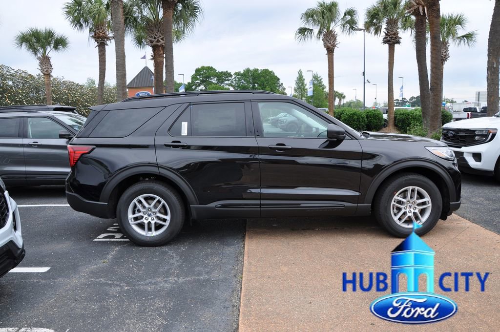 New 2026 Ford Explorer Active RWD image 6