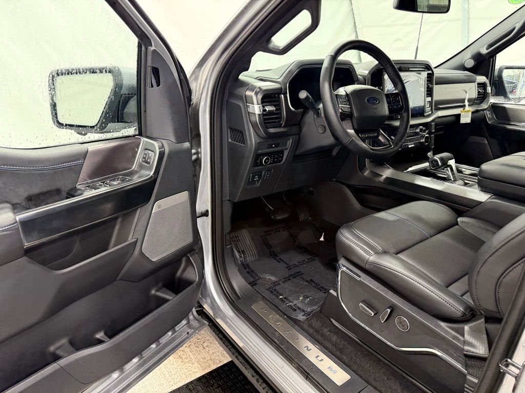 New 2025 Ford F150 Platinum w/ FX4 Off-Road Package image 31