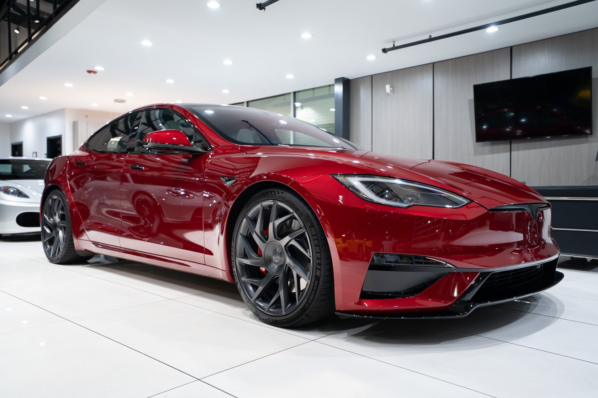 Used 2026 Tesla Model S Plaid AWD/4WD image 38