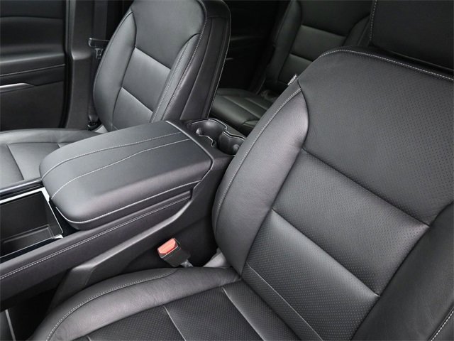 Certified 2025 Chevrolet Traverse LT w/ Driver Confidence Package image 17