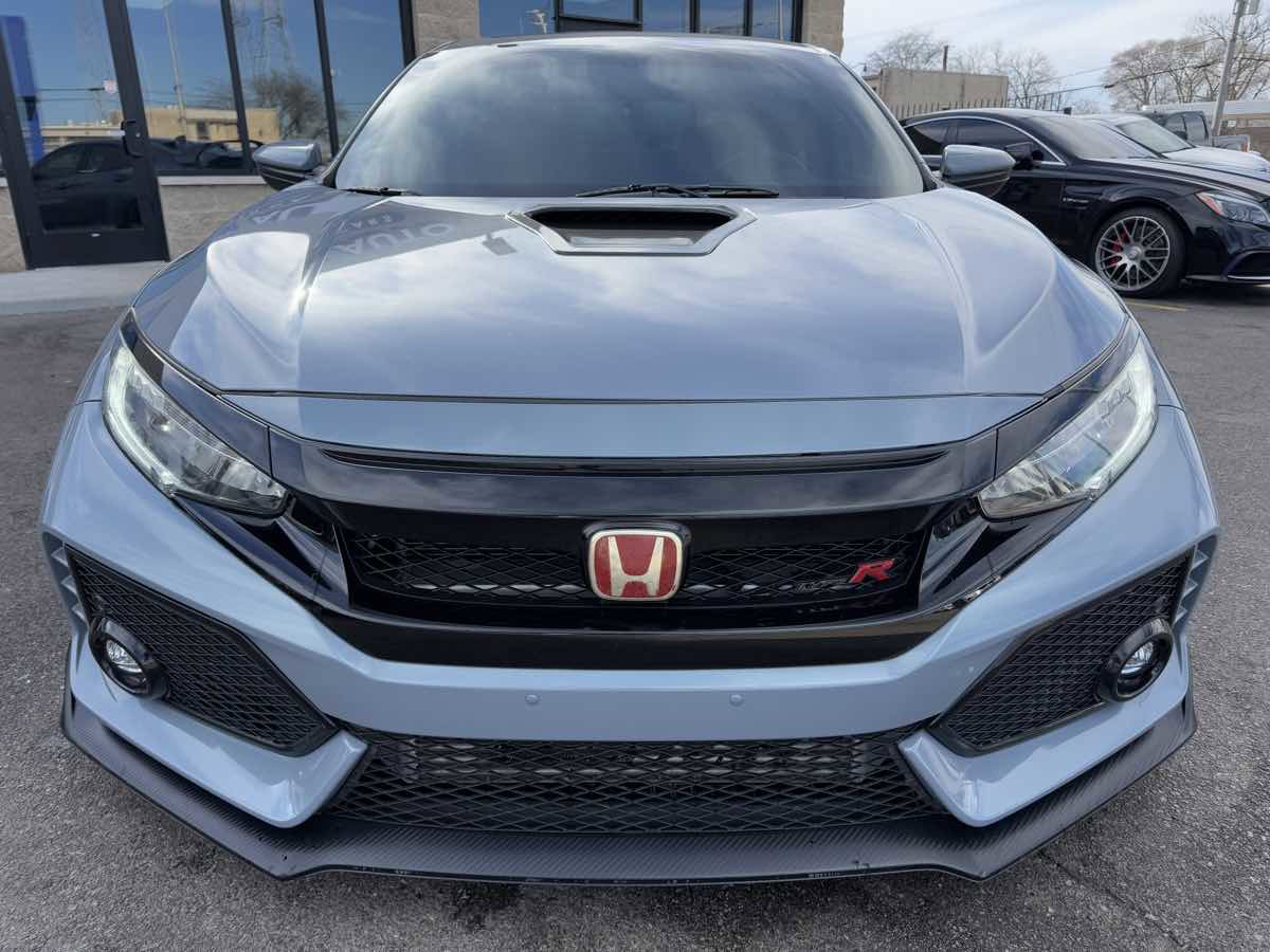 Used 2019 Honda Civic Type R image 2