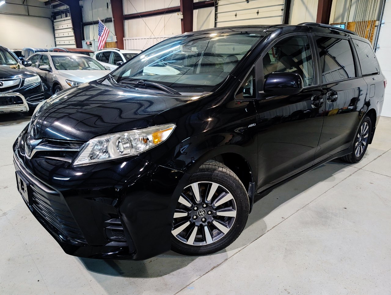 Used 2020 Toyota Sienna LE AWD/4WD image 11