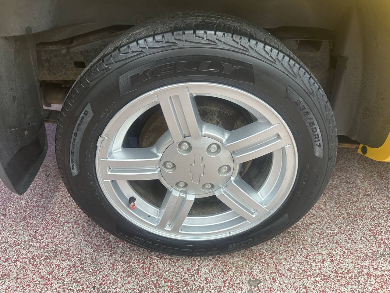 Used 2004 Chevrolet Colorado LS RWD image 19