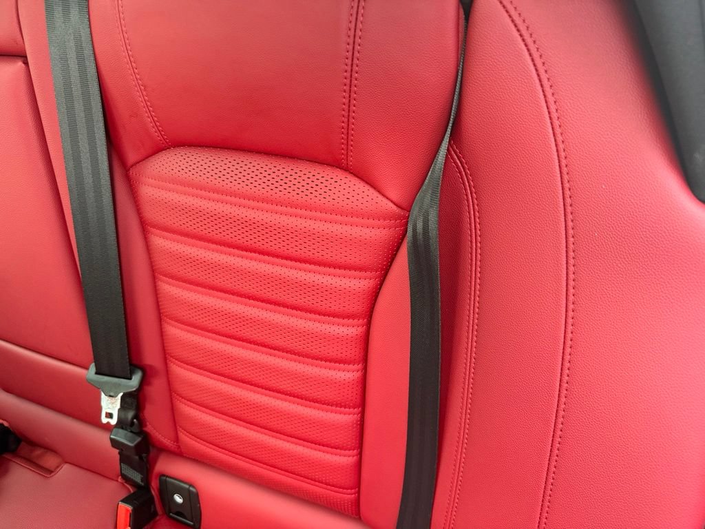 Used 2022 Alfa Romeo Giulia Veloce AWD/4WD image 54