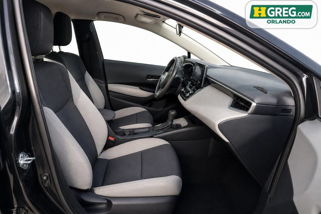 Used 2024 Toyota Corolla LE FWD image 8