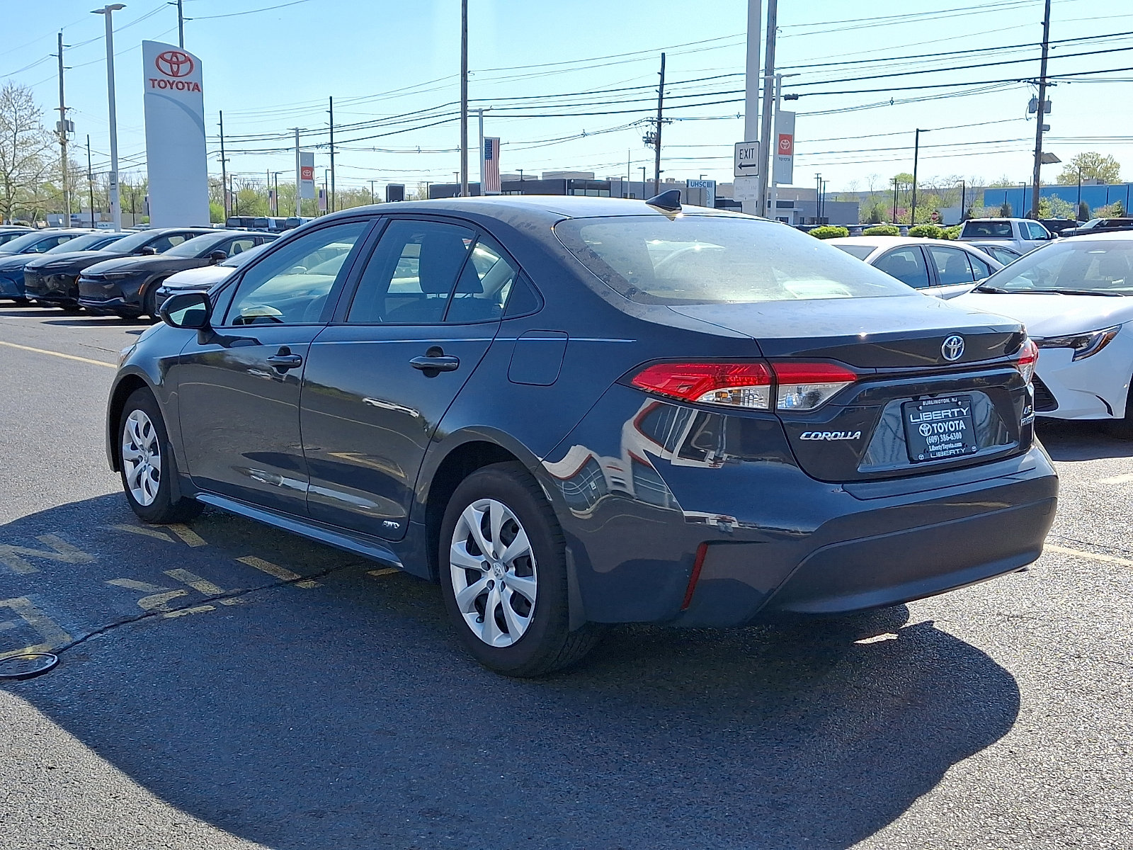 Used 2024 Toyota Corolla LE image 4