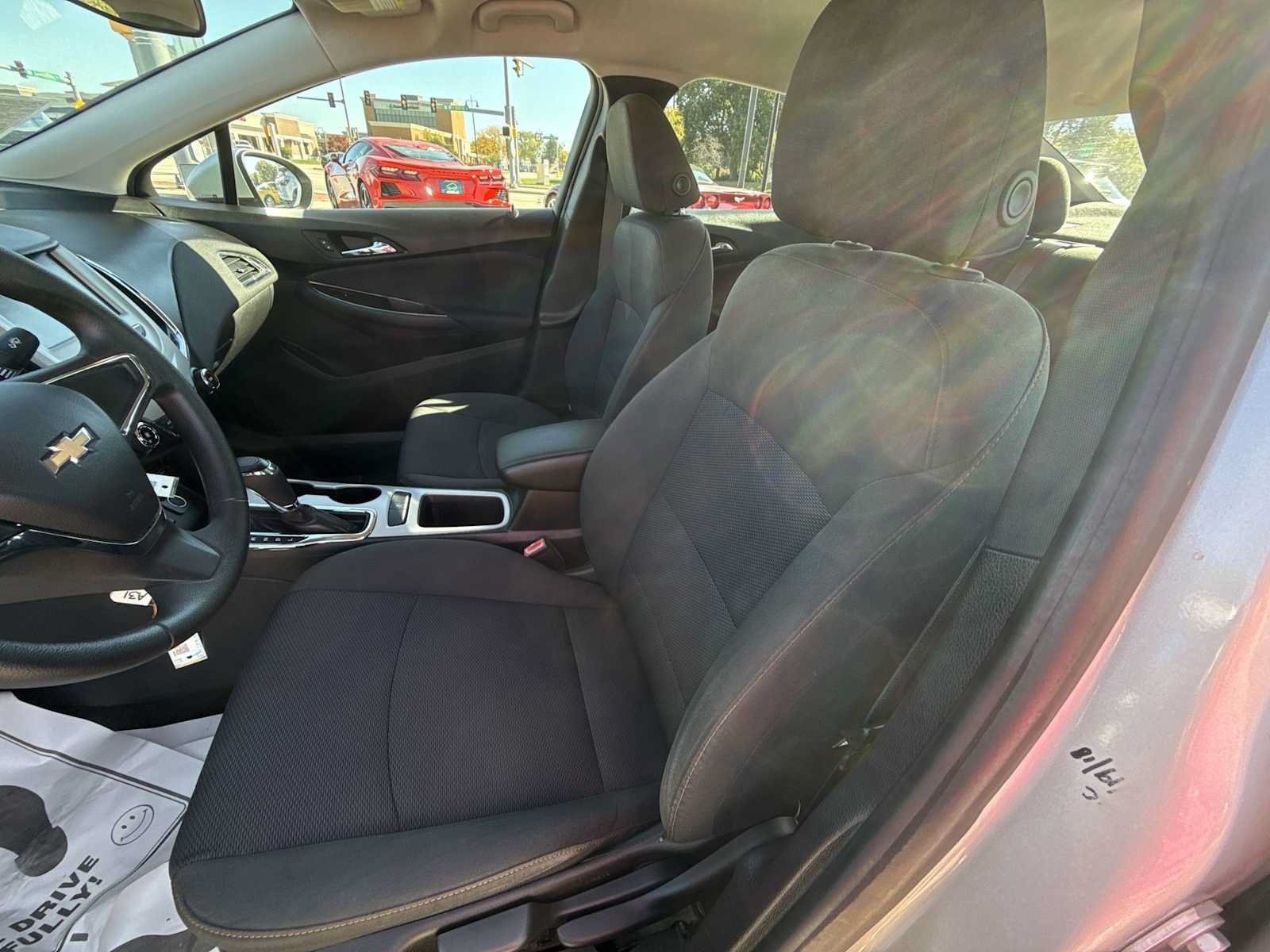 Certified 2017 Chevrolet Cruze LS FWD image 17
