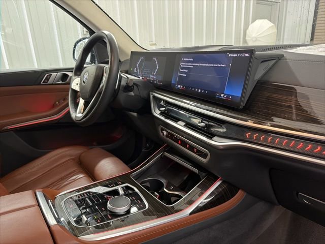 Used 2025 BMW X7 xDrive40i image 22