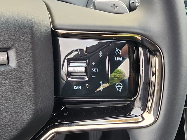 Used 2025 Land Rover Range Rover Evoque S AWD/4WD image 27