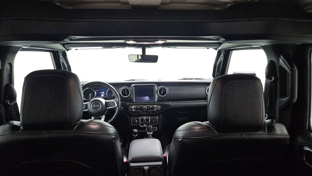 Used 2023 Jeep Wrangler Unlimited Sahara w/ Cold Weather Group image 13