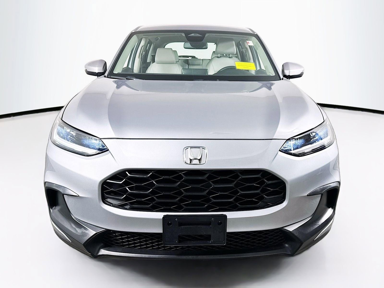 Used 2023 Honda HR-V LX image 2
