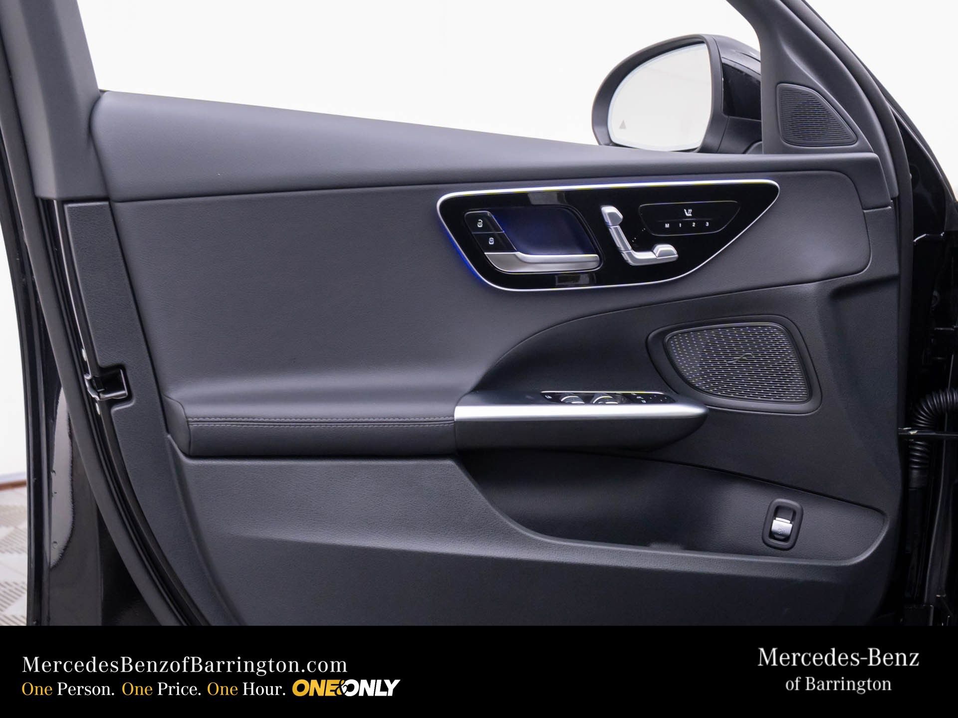 New 2026 Mercedes-Benz C 300 4MATIC Sedan image 15