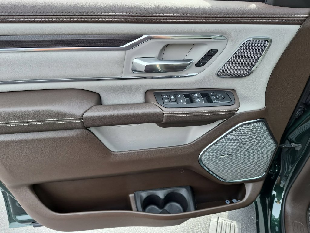 New 2027 RAM 1500 Laramie AWD/4WD image 9