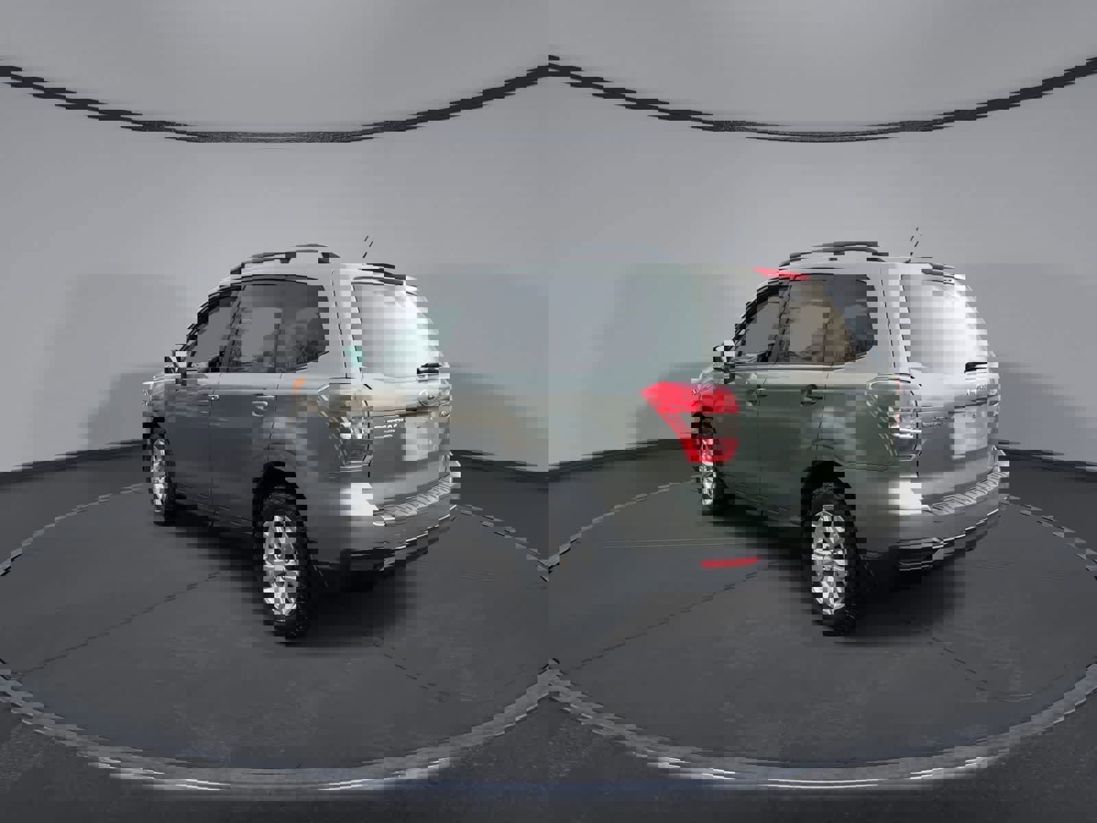 Used 2014 Subaru Forester 2.5i Premium w/ All-Weather Package image 6