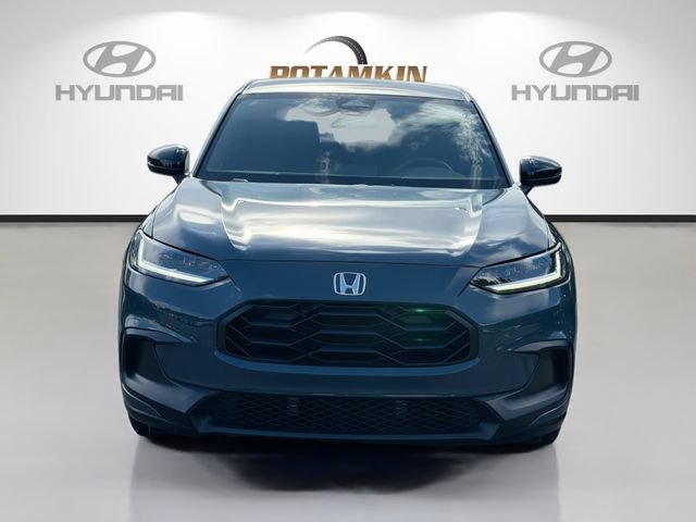 Used 2025 Honda HR-V Sport image 2