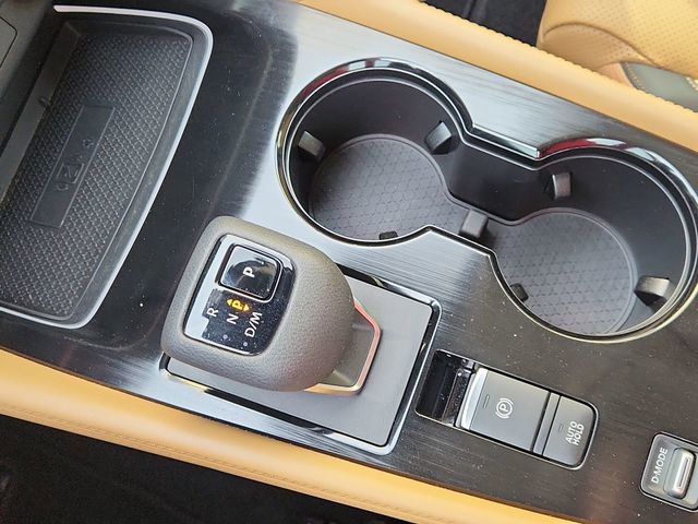 Used 2023 Nissan Rogue Platinum w/ Platinum Premium Package image 16