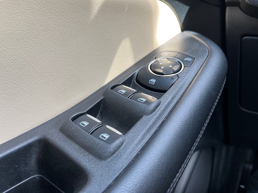 Used 2024 Ford Edge SEL w/ Convenience Package image 27