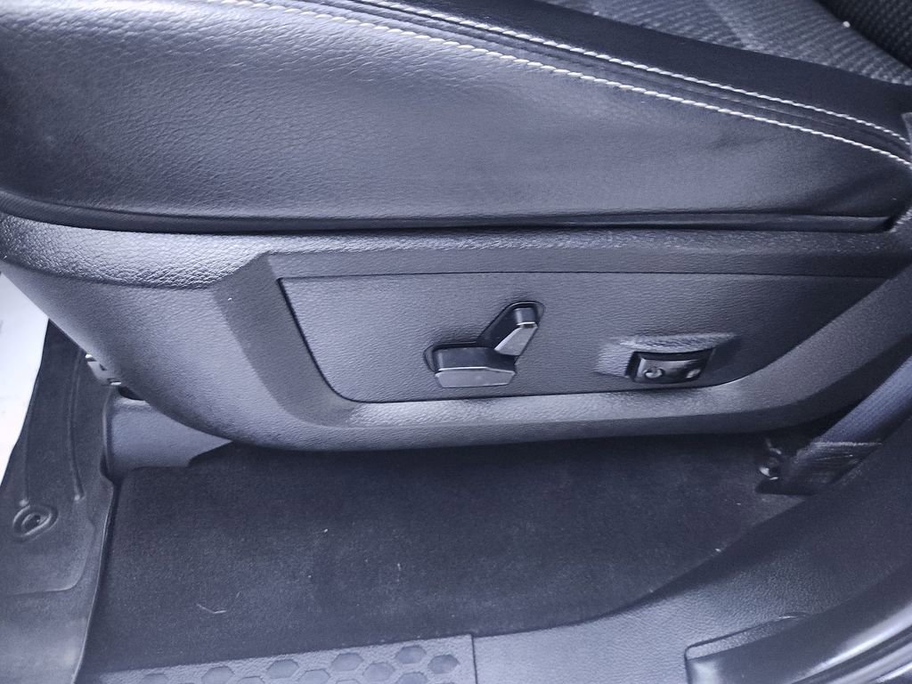 Used 2016 RAM 1500 Sport w/ Black Ram 1500 Sport Group AWD/4WD image 12