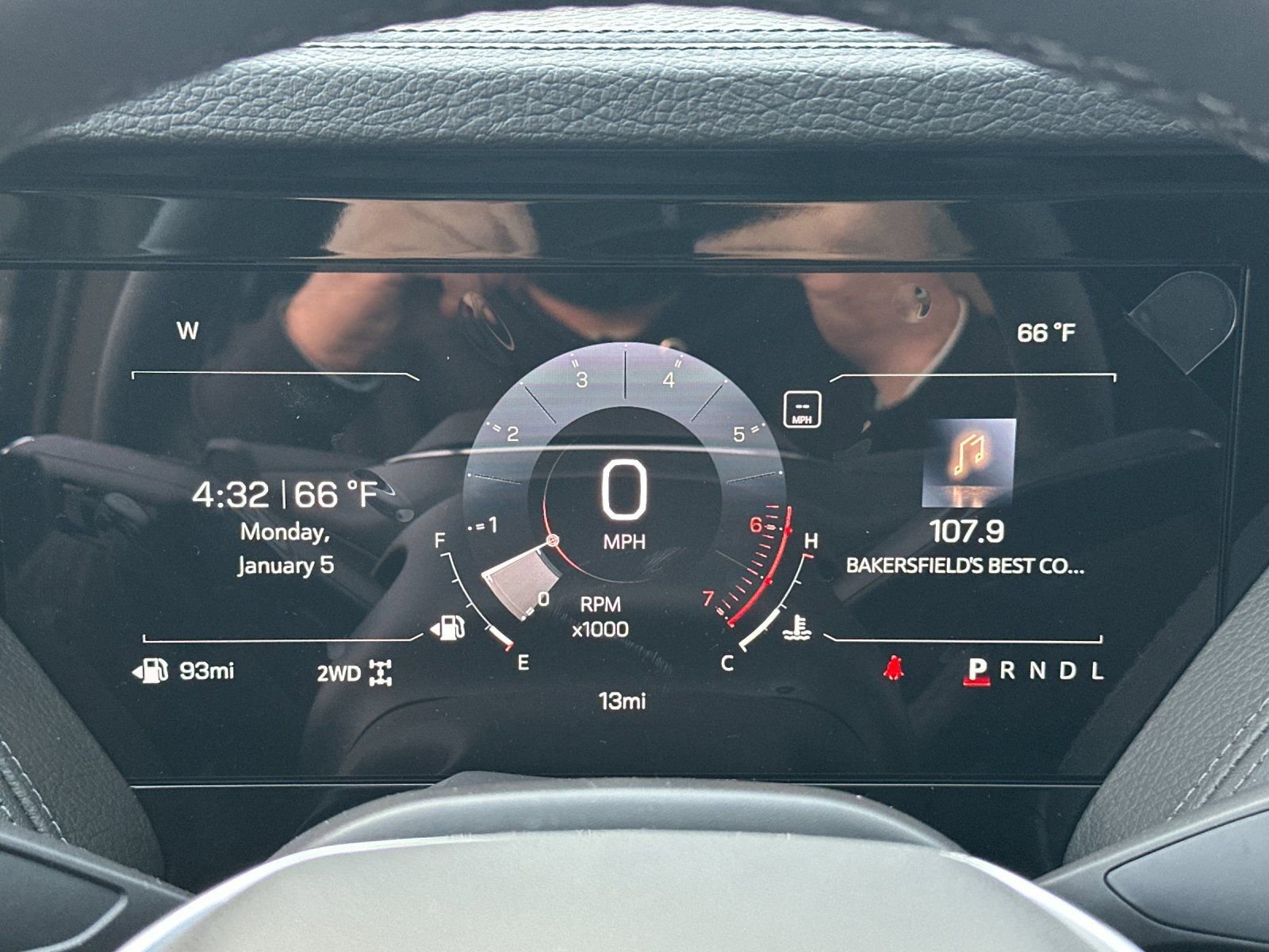 New 2026 GMC Yukon XL Denali w/ Sun & Power Step Package AWD/4WD image 26