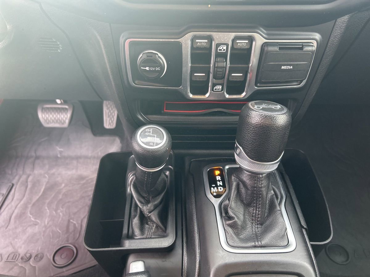 Used 2019 Jeep Wrangler Unlimited Sport S image 23