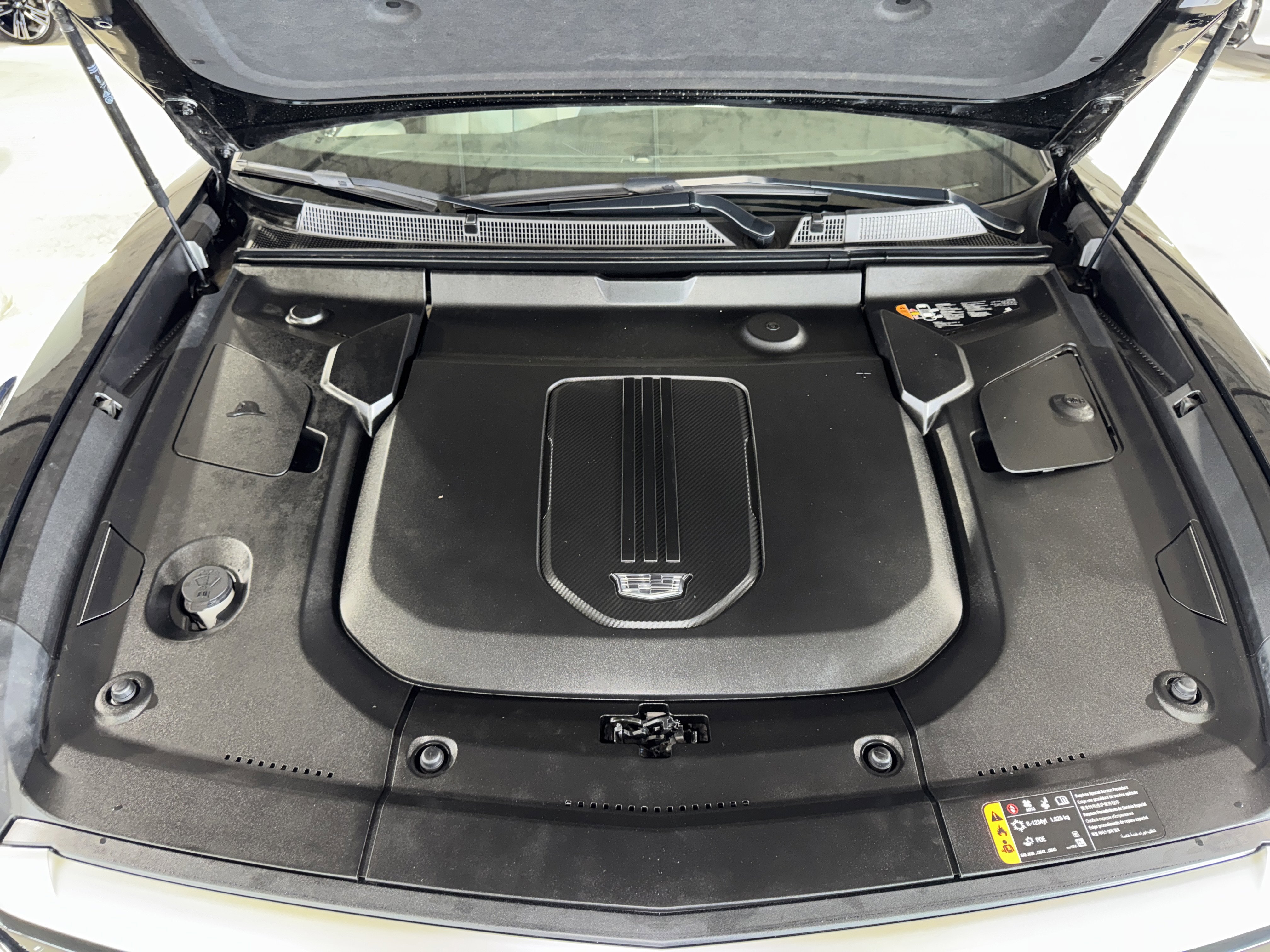 Used 2023 Cadillac Lyriq 2WD image 36